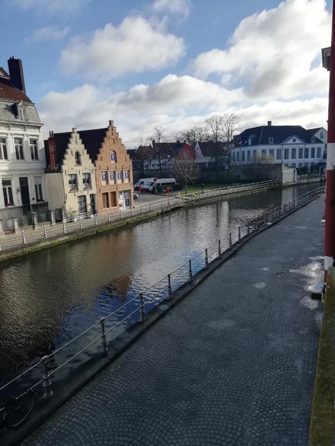 Mooie Zwaantjes Brugge Apartment Bagian luar foto
